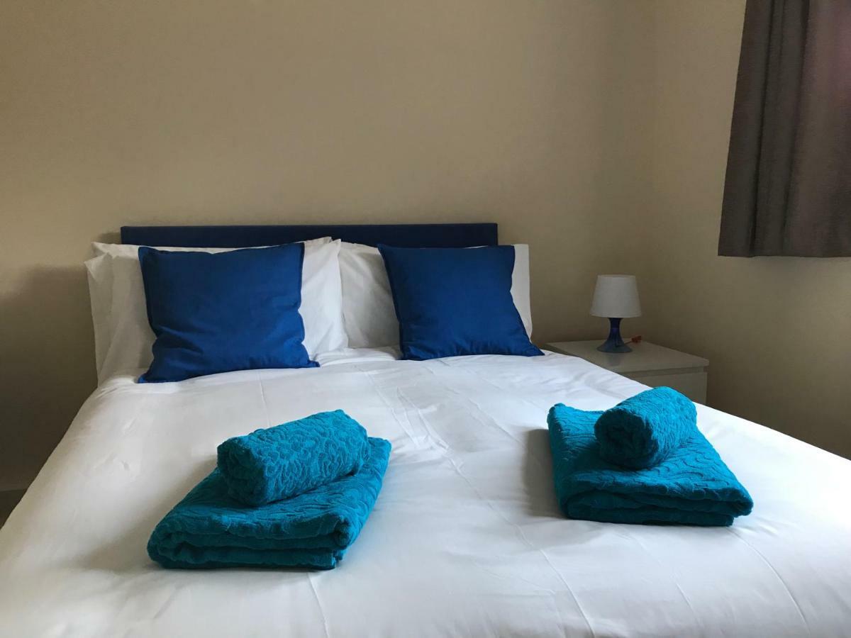Cozy Apartment In Stratford From 18 Minutes To Central London Exterior photo