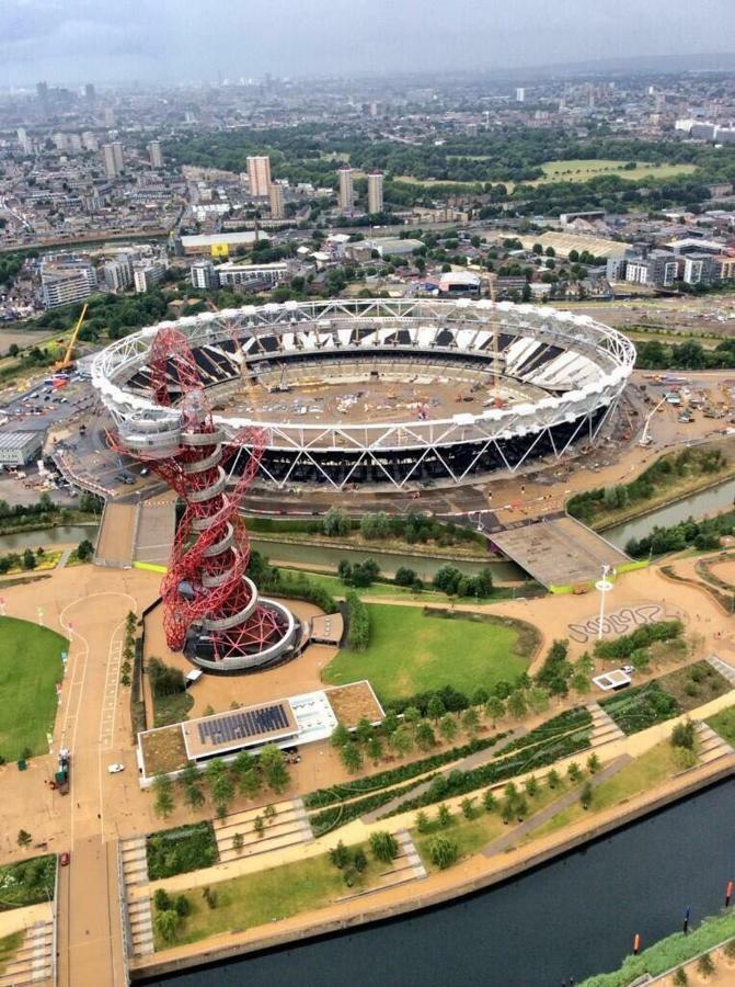 Cozy Apartment In Stratford From 18 Minutes To Central London Exterior photo